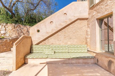 Exterior staircase