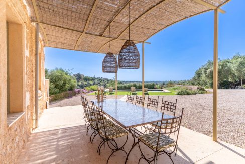 Pergola mit Bambu